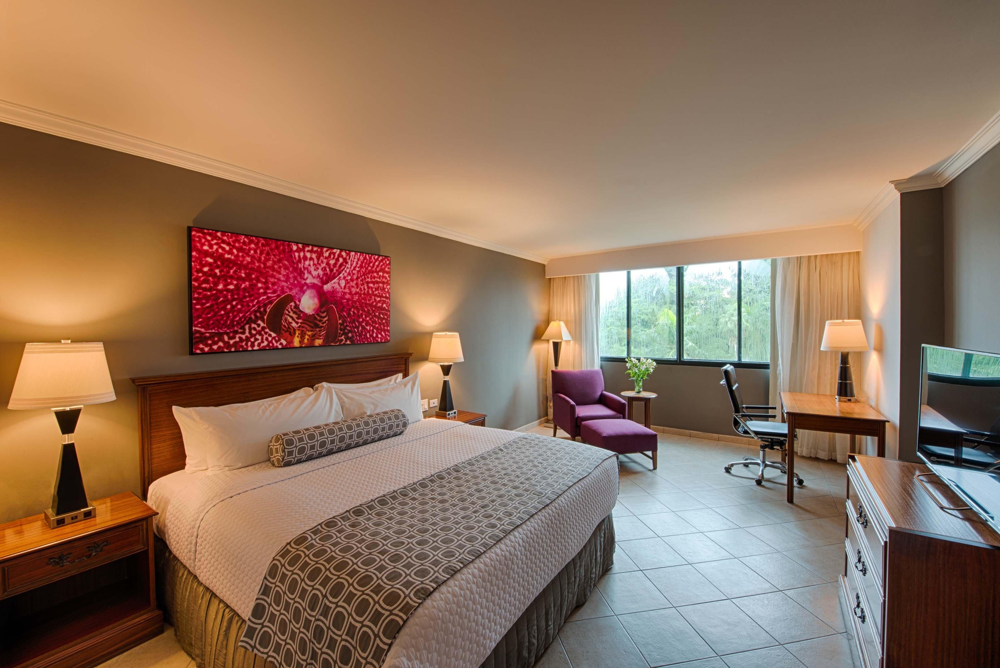 Crowne Plaza Panama By Ihg Hotel Exterior photo